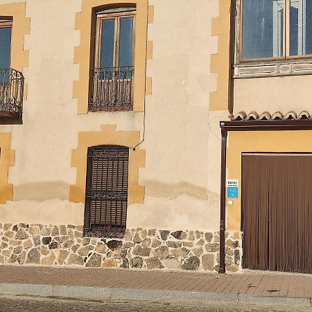 Alojamiento Turistico Carvi Arevalo Exterior photo